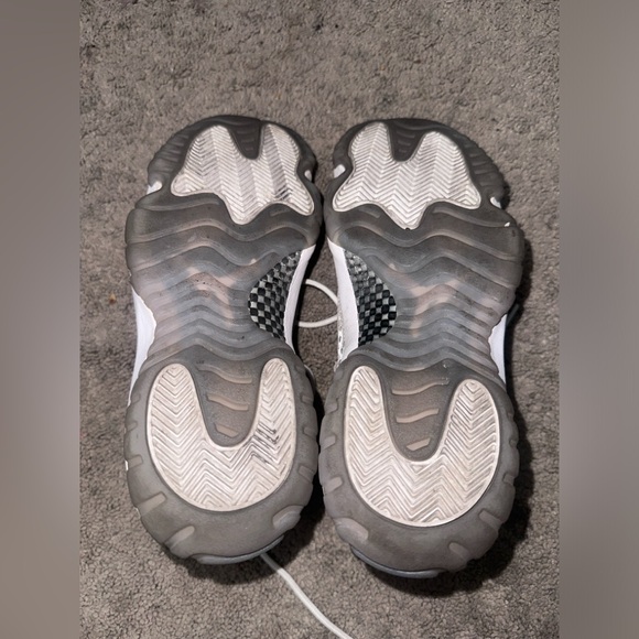 Men’s Jordan - Picture 6 of 6